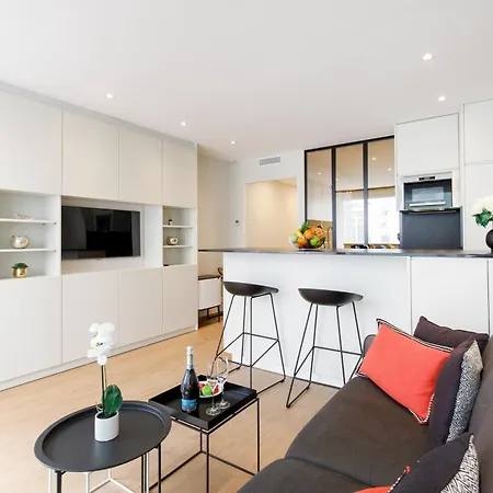 My Ty Croisette Martinez Yourhosthelper Cannes